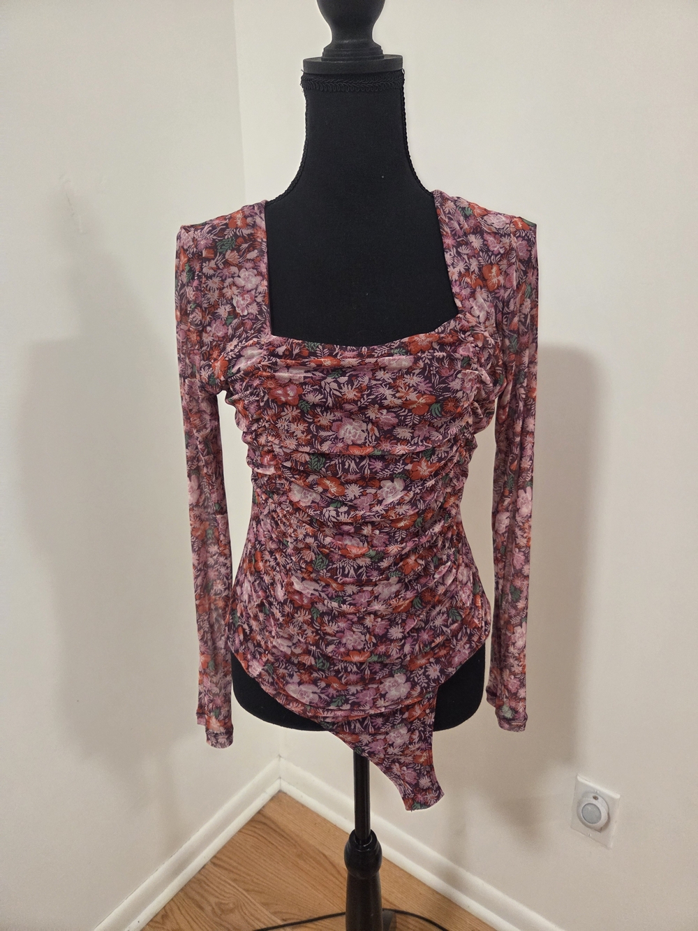 nine britton Pink Floral Ruched Square-Neck Long Sleeve Bodysuit